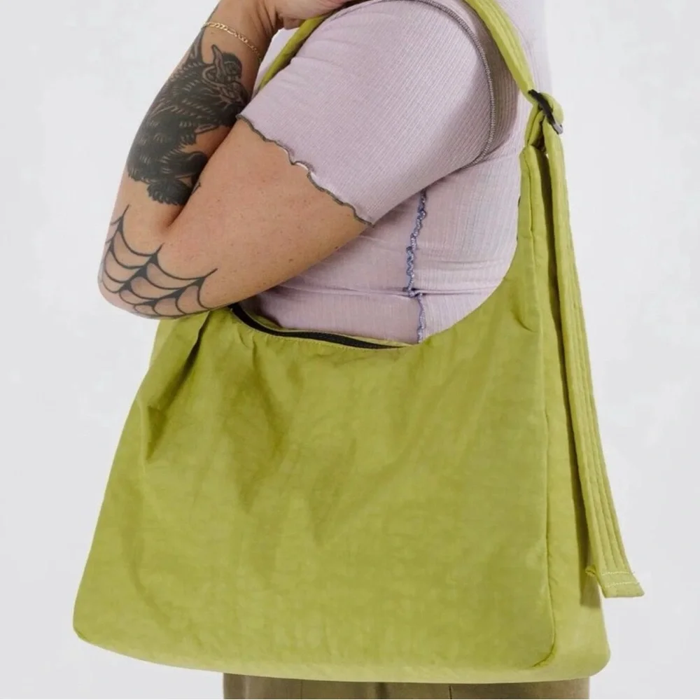 BAGGU shoulder bag in Lemongrass! - Picture 1 of 5